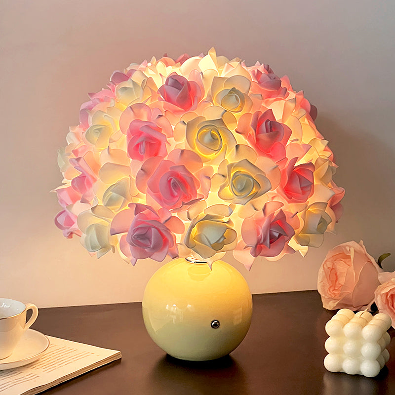 Ceramic Table Lamp in the Shape of Rose Flowers