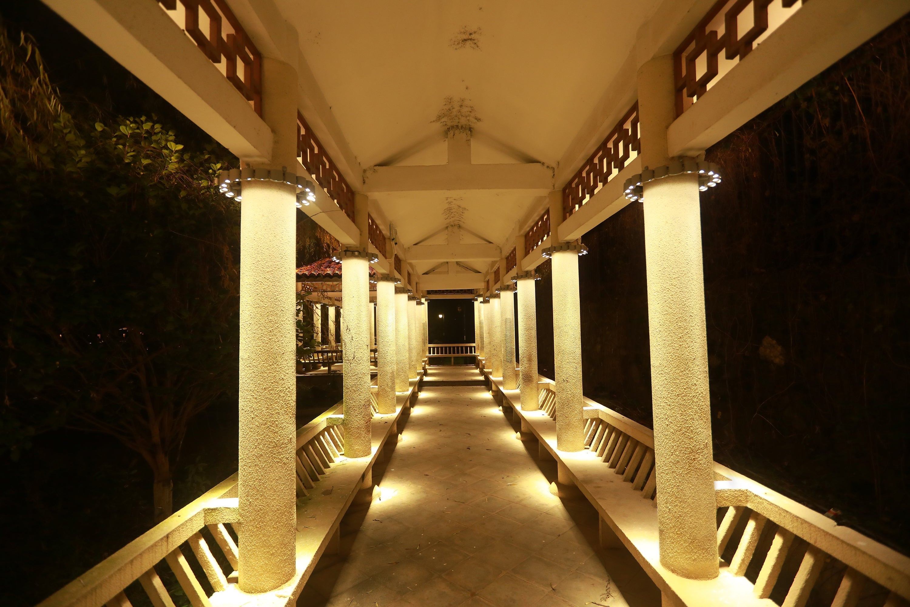 Building light showcase