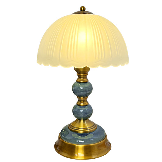 Vintage - Style Ceramic Table Lamp